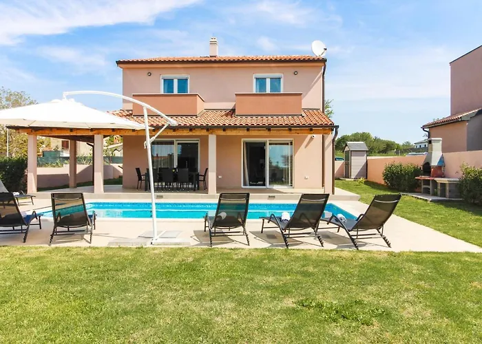 Villa Charming Enjoy With Private Pool In