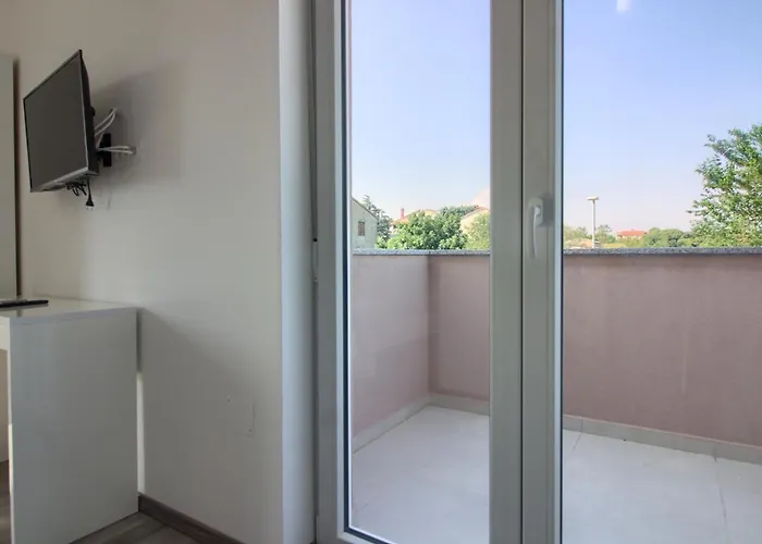 Charming Enjoy With Private Pool In Pula