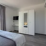 Charming Enjoy With Private Pool In Villa *